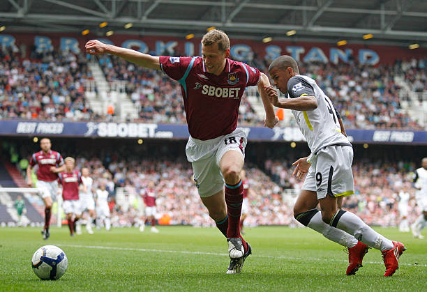 统的广告模 统的广告模